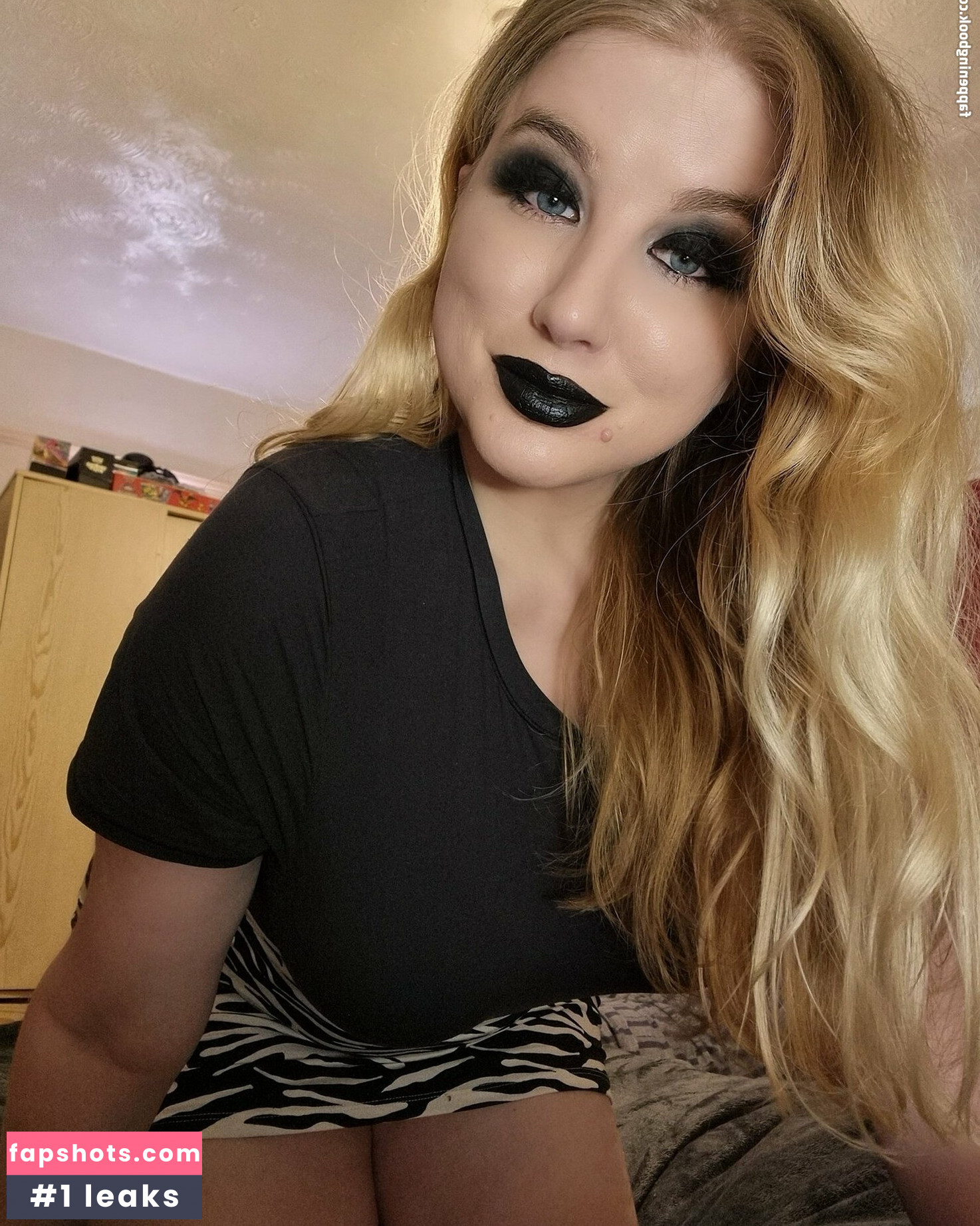 Moon Dragon gallery photo #42