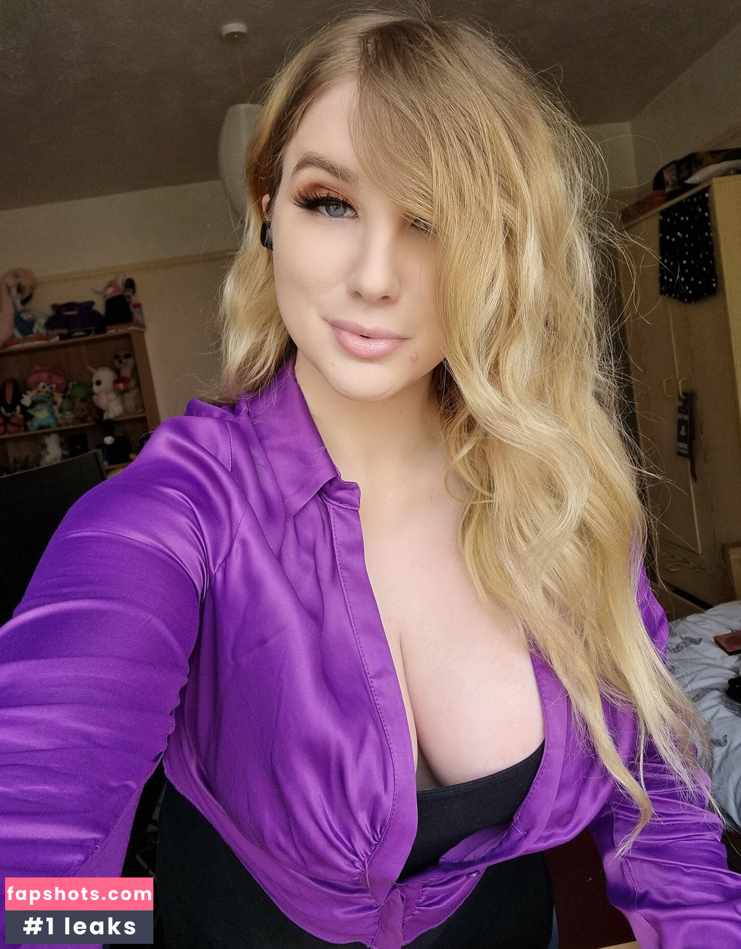 Moon Dragon gallery photo #65