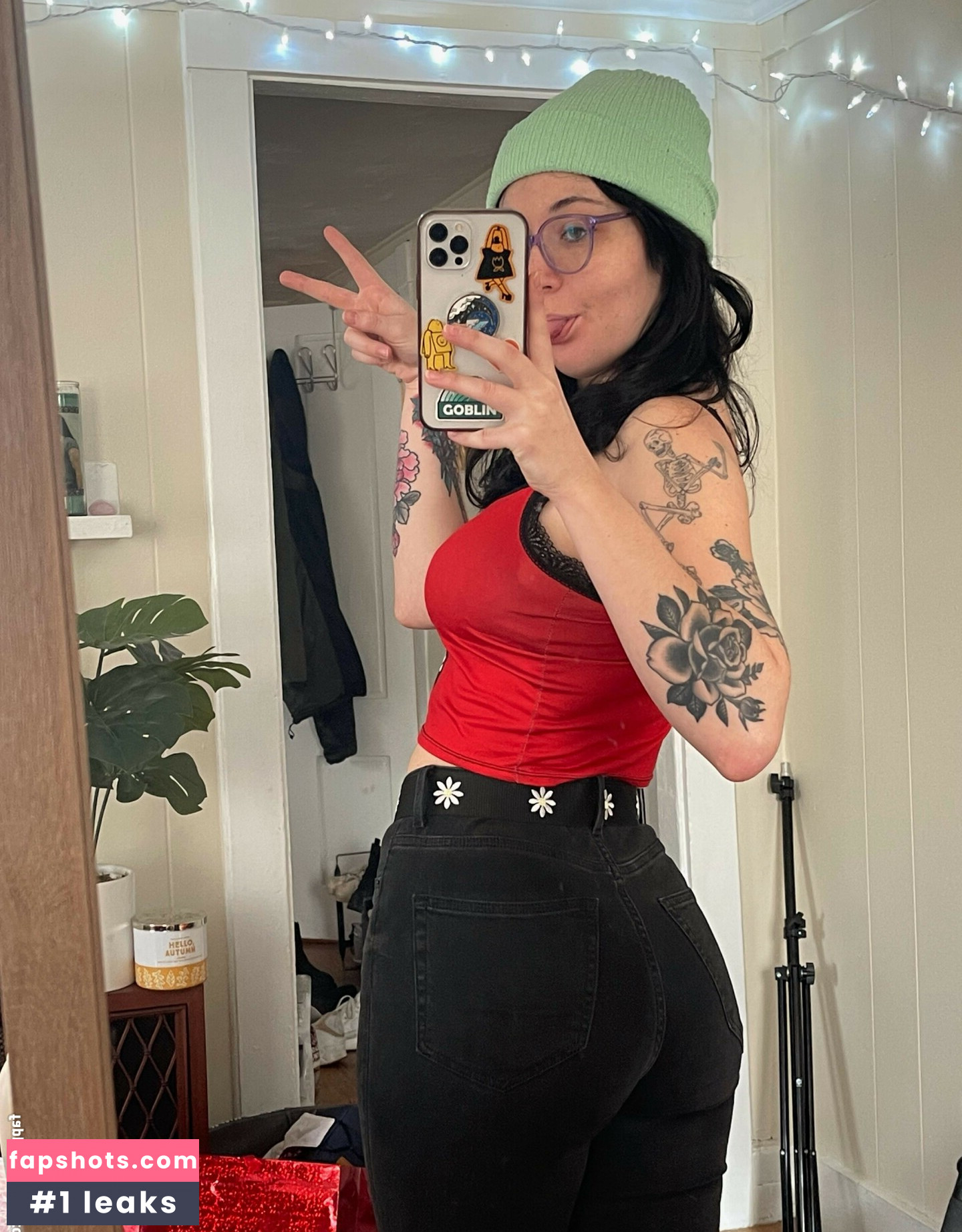 Moonbabyx44 gallery photo #3