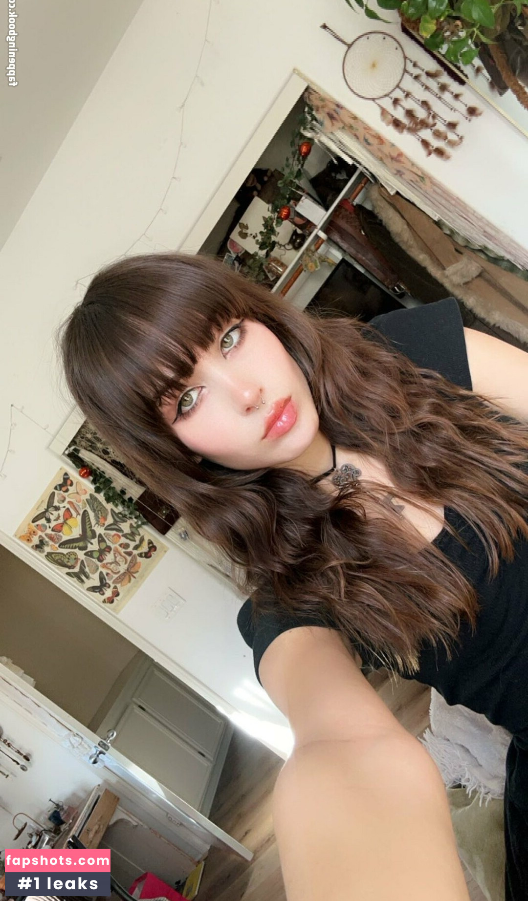 Moongirlevie gallery photo #30