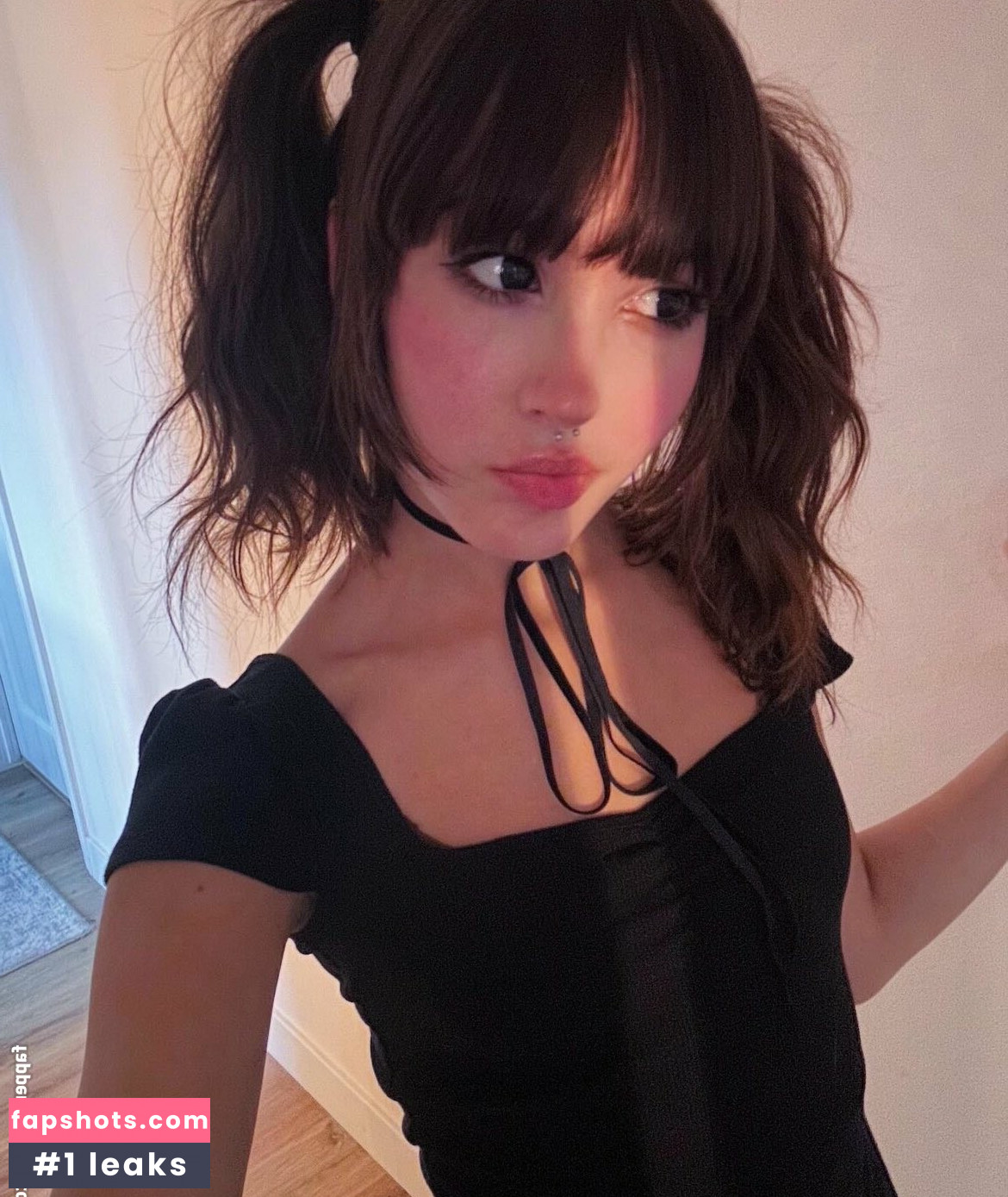 Moongirlevie gallery photo #31