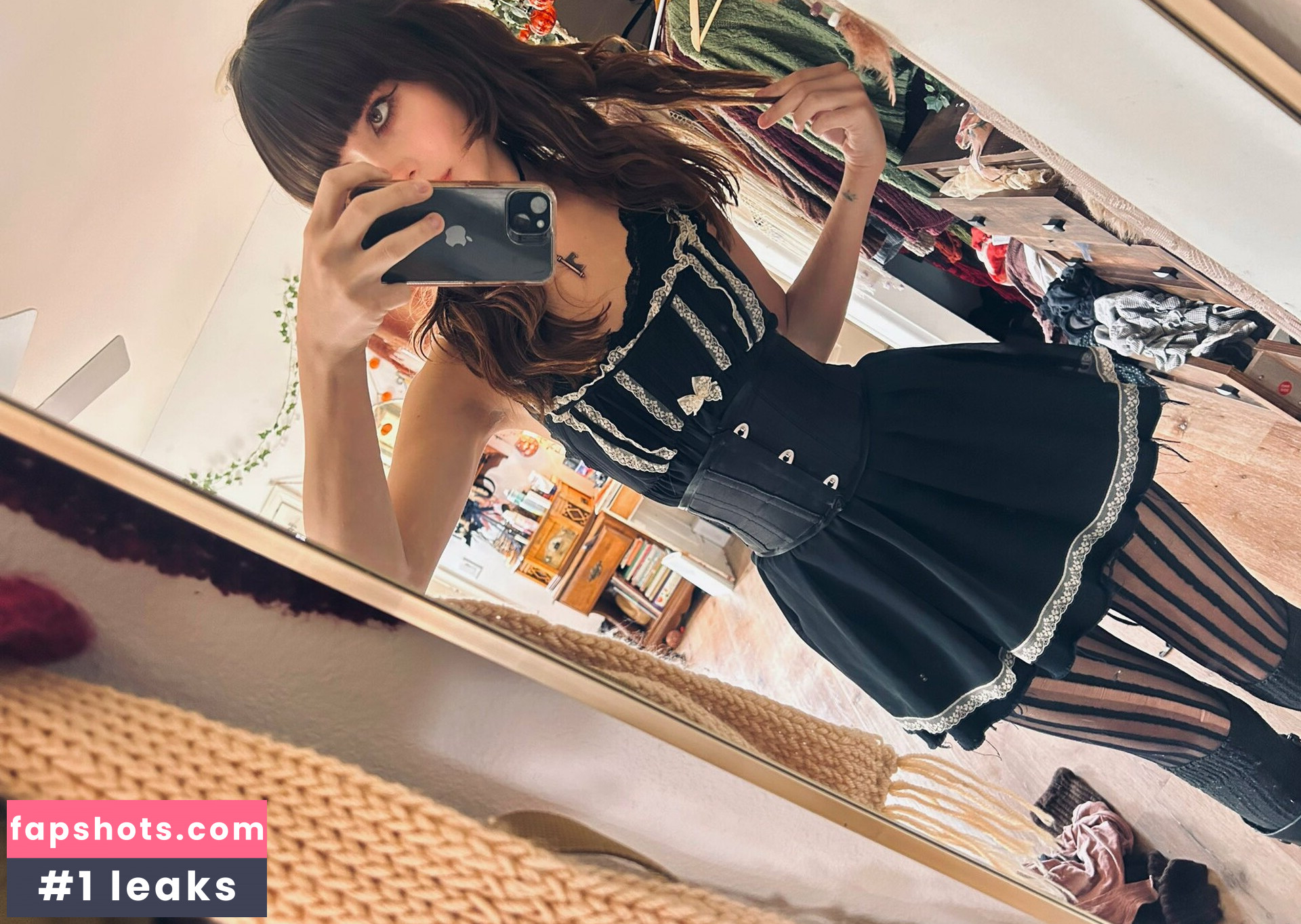 Moongirlevie gallery photo #36