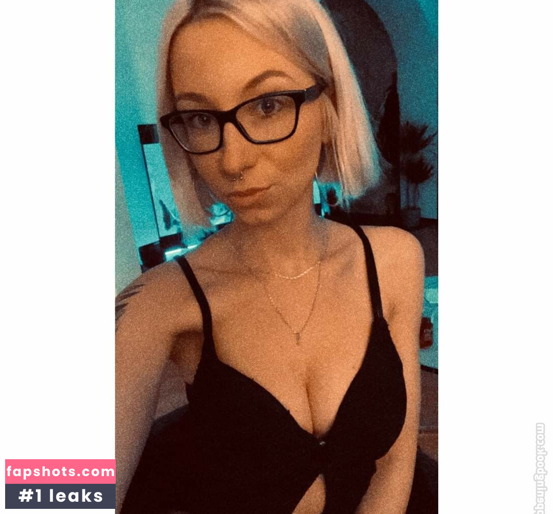 mooni.xy Nude Leaks OnlyFans Photos #2 - Fapshots