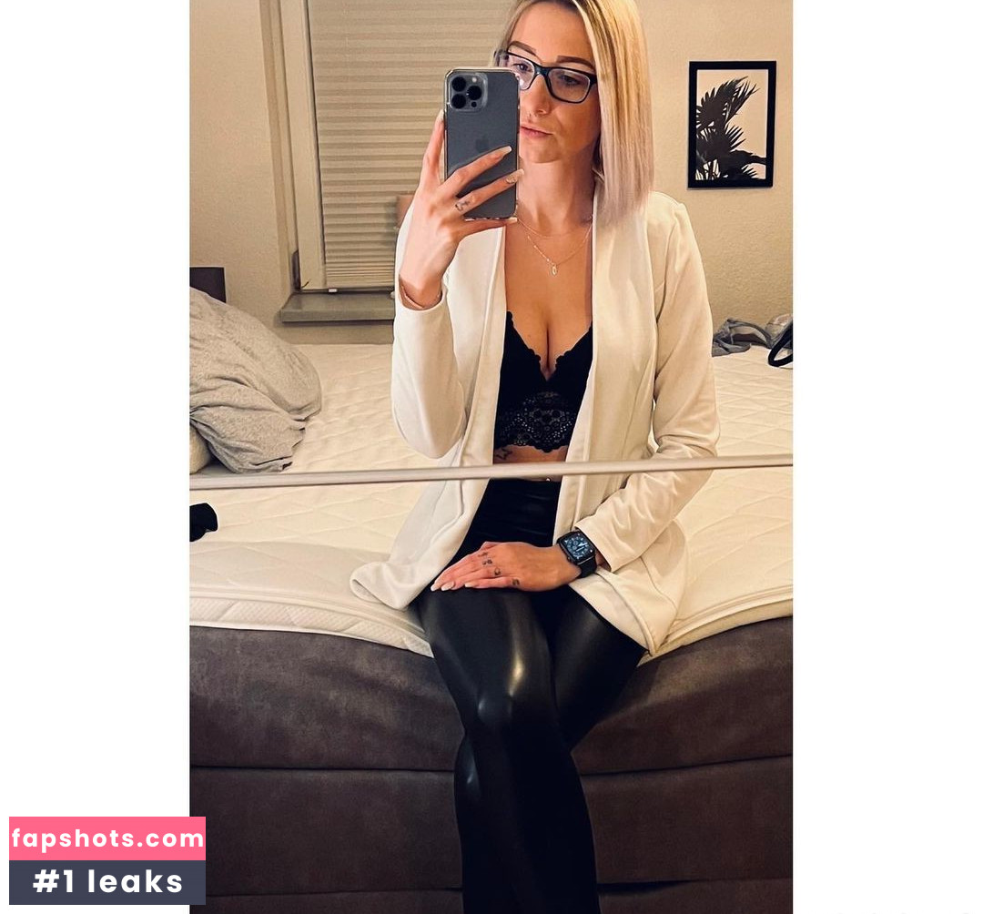 mooni.xy Nude Leaks OnlyFans Photos #3 - Fapshots