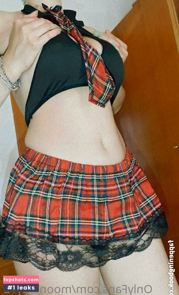 moonkitty72 gallery photo #12