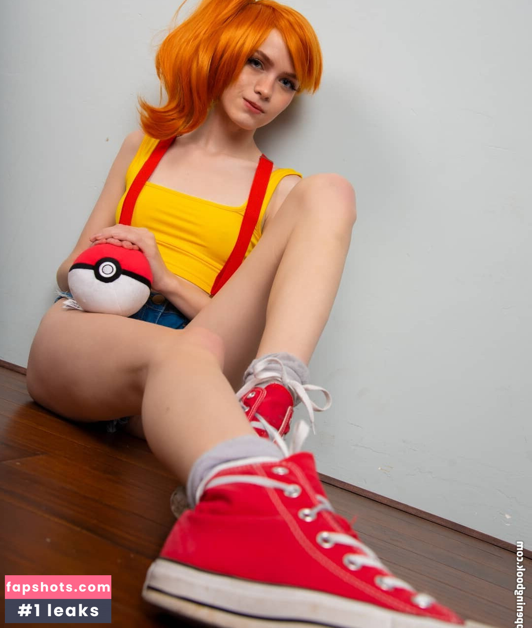 MoonLadyTay gallery photo #20