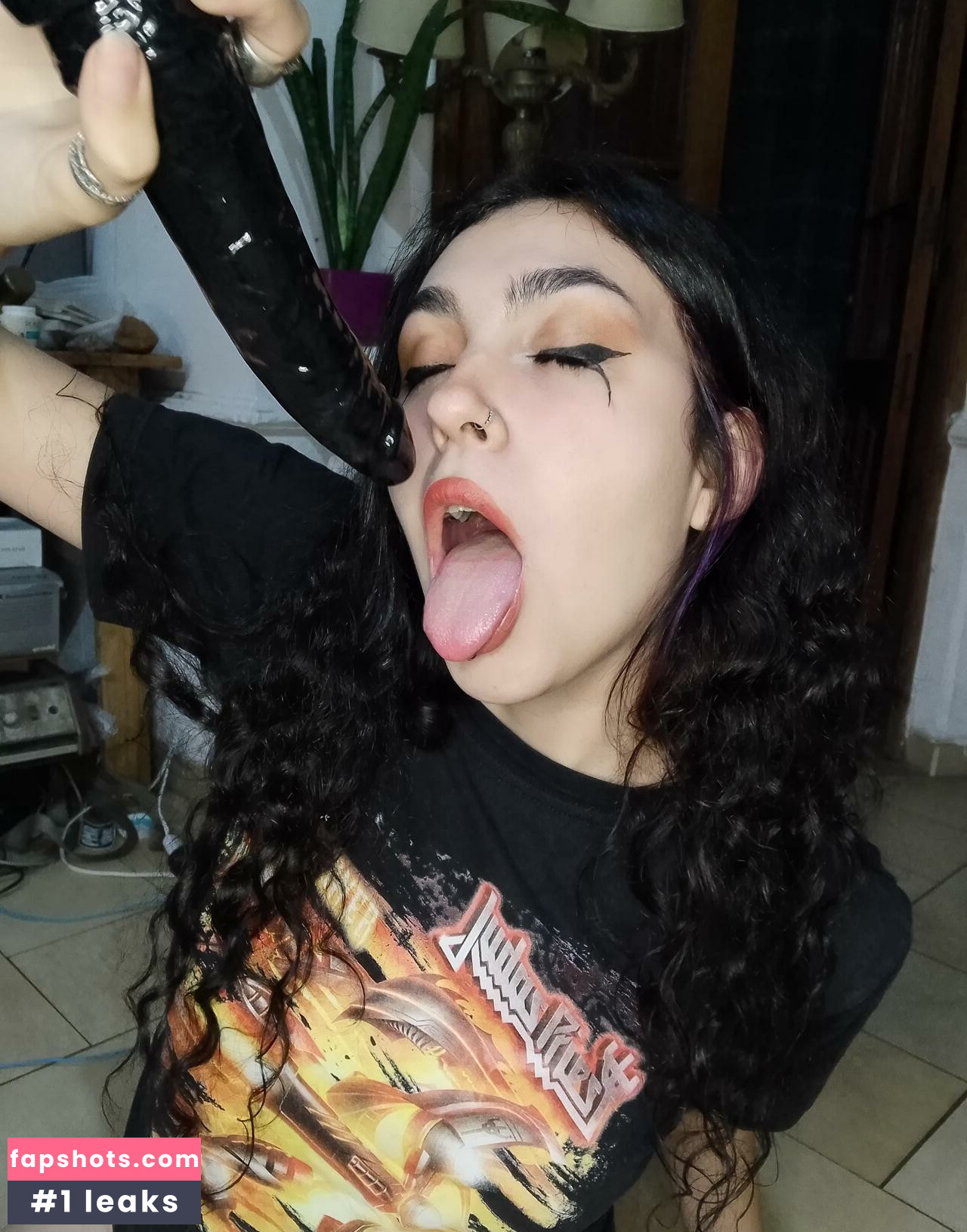 mora.death gallery photo #5