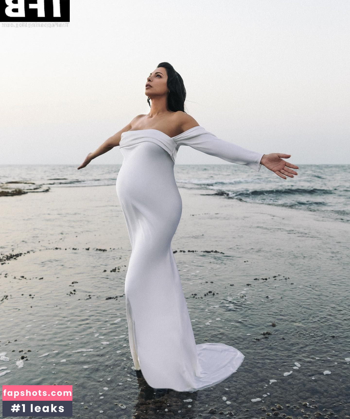 Moran Atias gallery photo #18