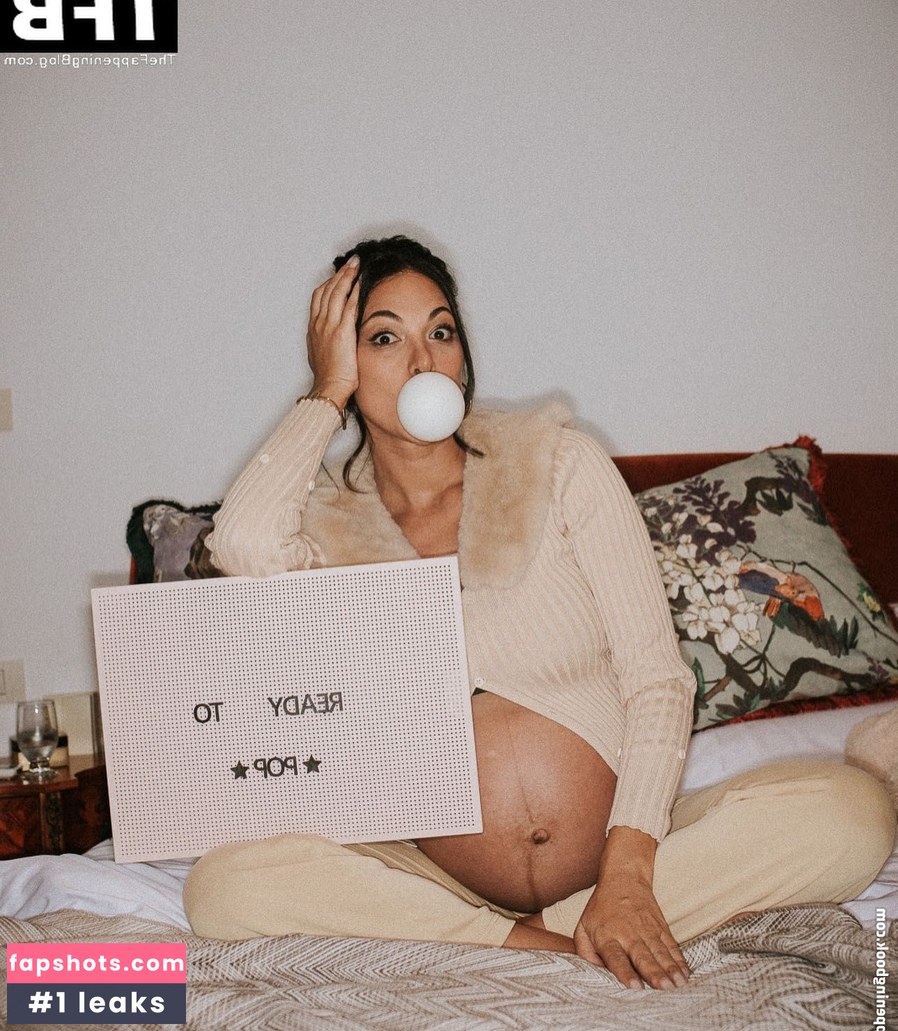 Moran Atias gallery photo #22