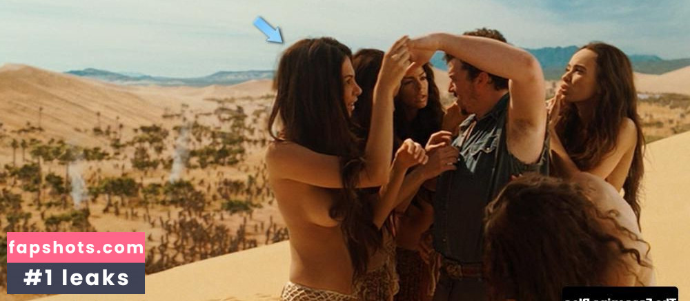 Moran Atias gallery photo #76