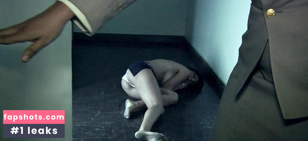 Morann Peri gallery photo #9