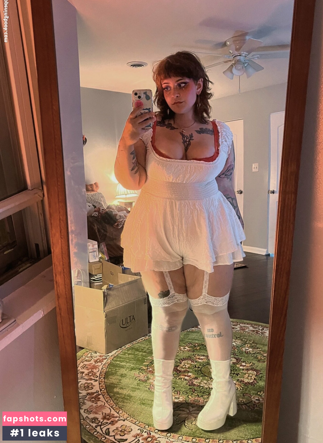 morekissing gallery photo #6