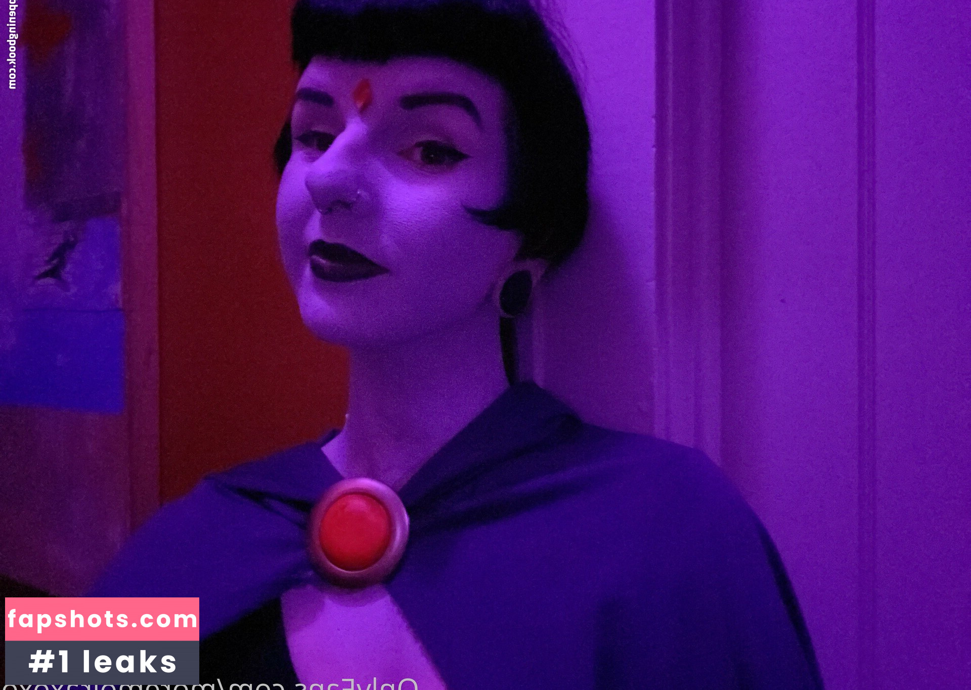 moremoiraxoxo gallery photo #5