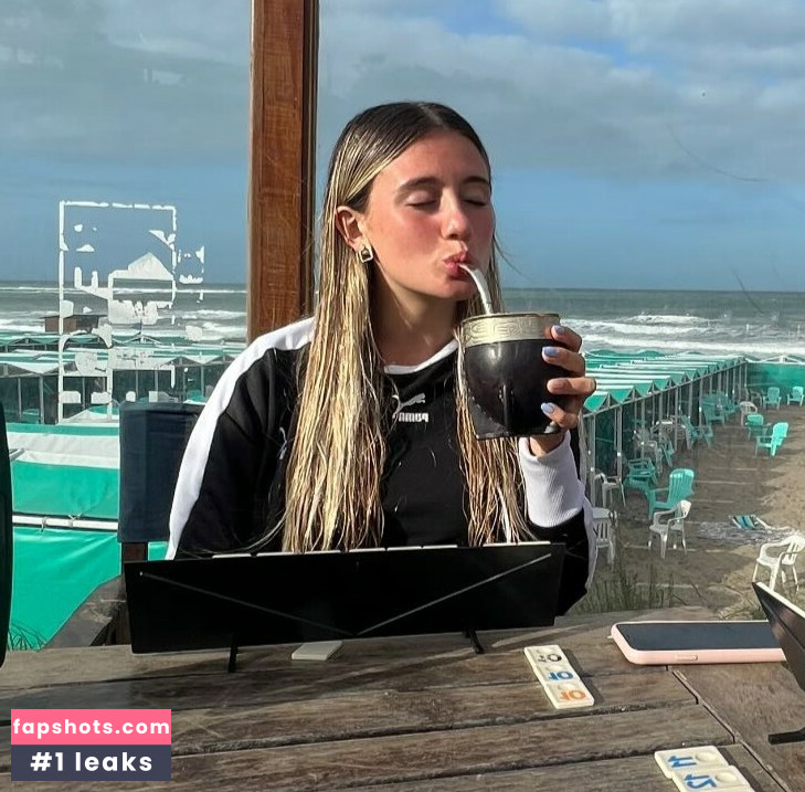 Morena Beltrán gallery photo #28