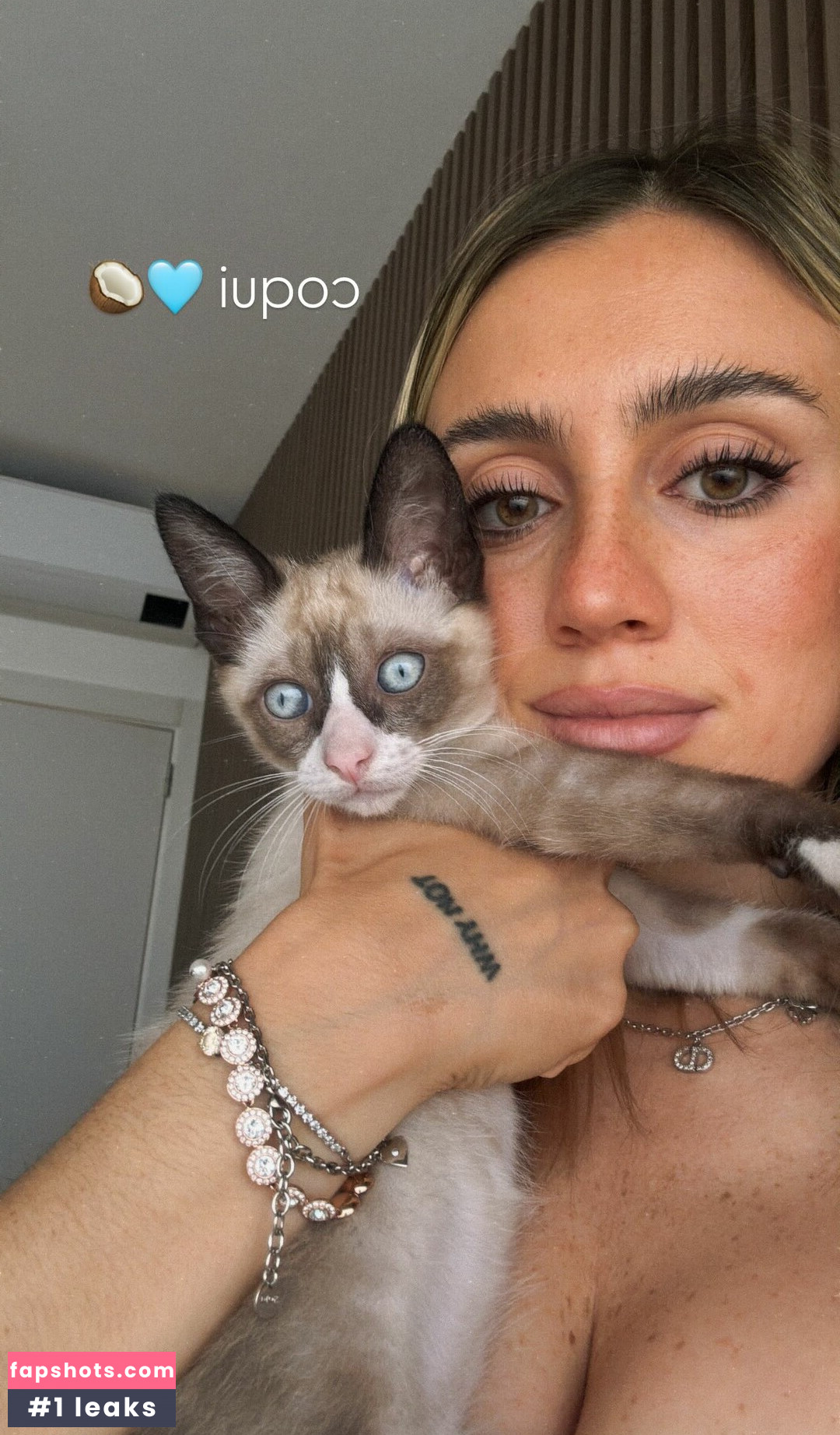 Morena Beltrán gallery photo #31