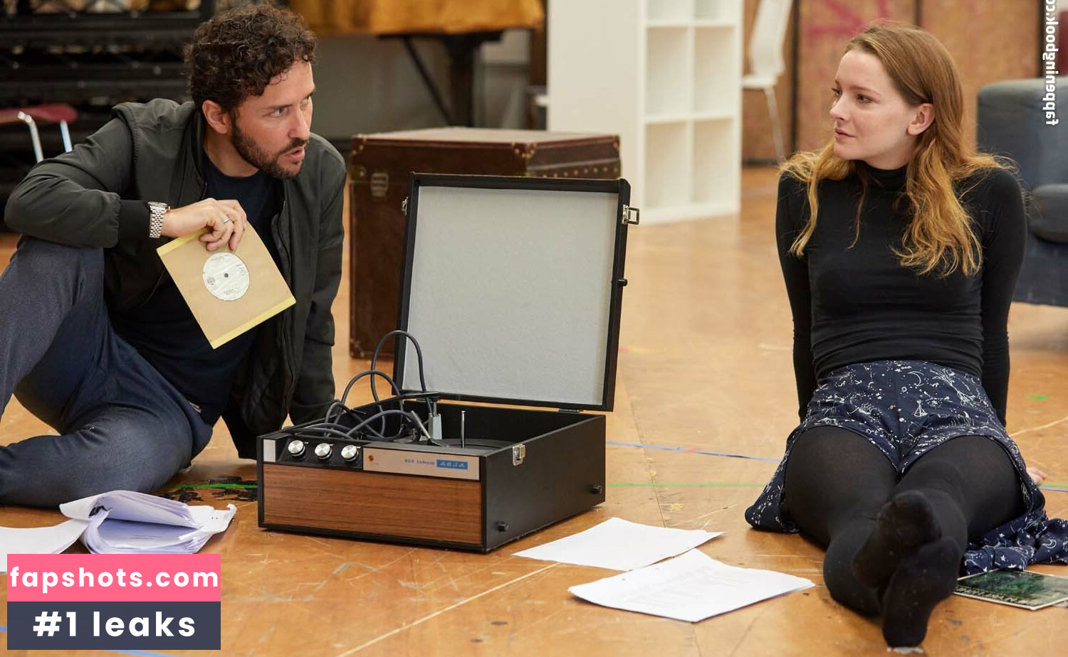 Morfydd Clark gallery photo #5