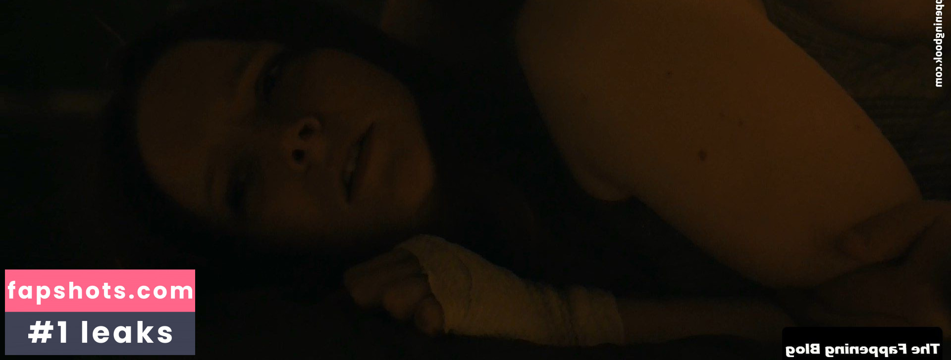 Morfydd Clark gallery photo #77