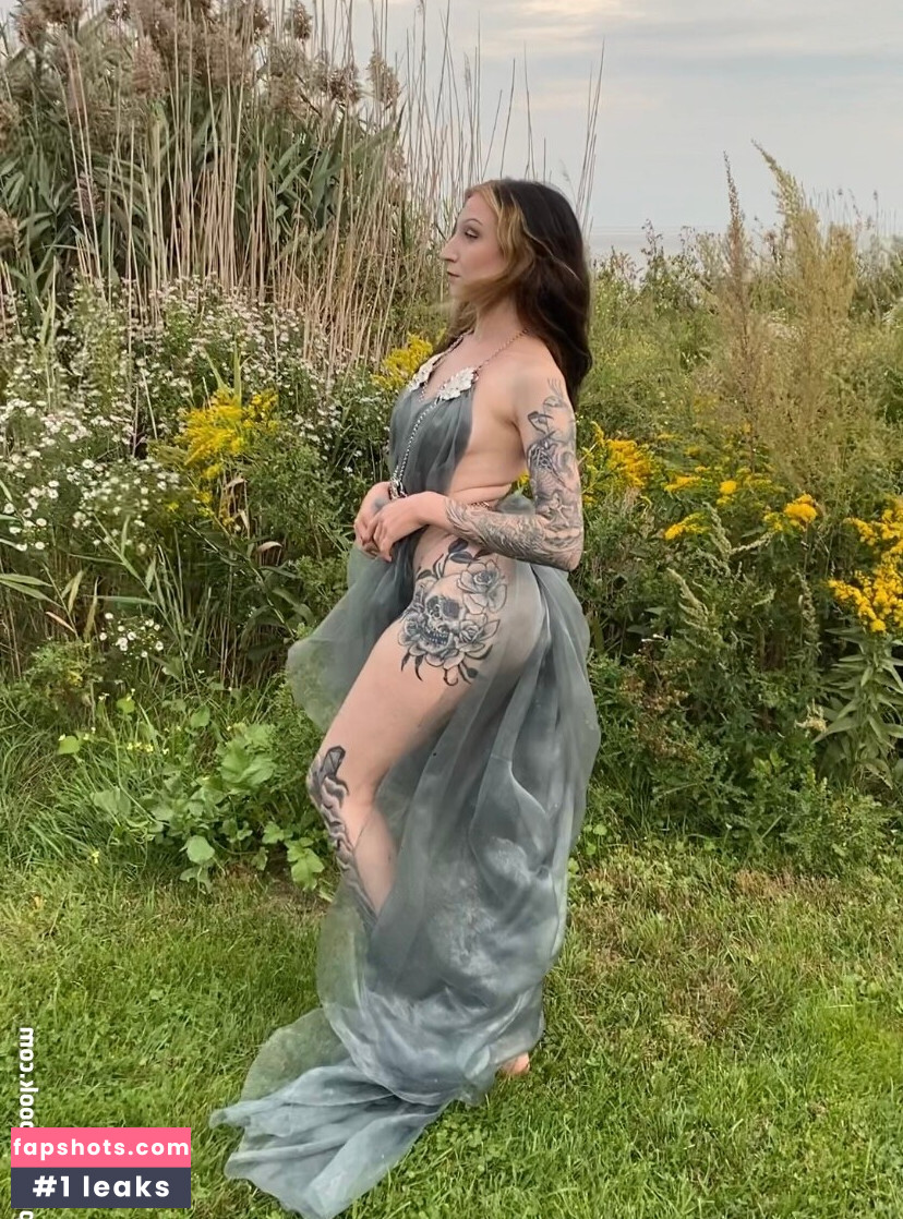 Morgan Adams gallery photo #103