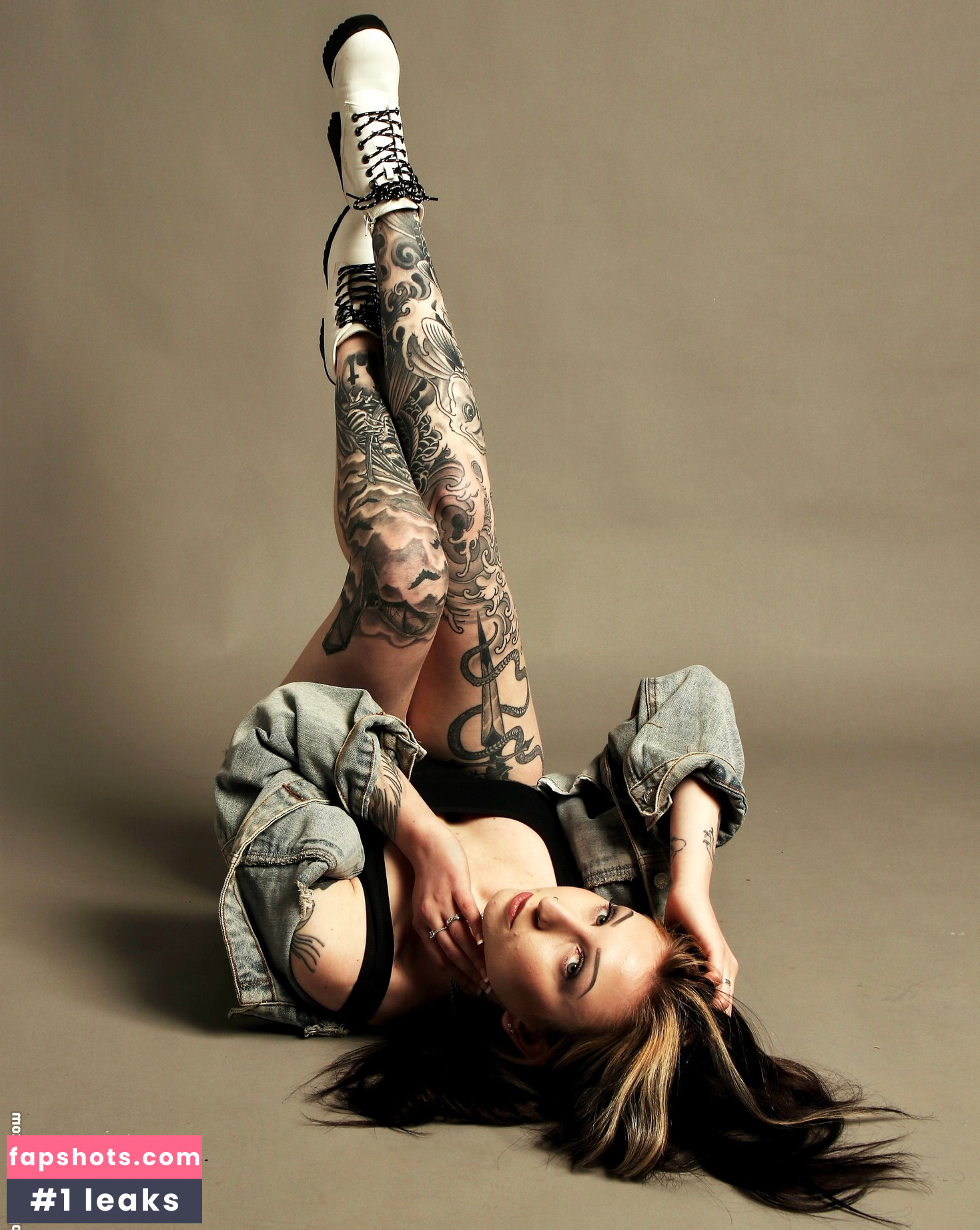 Morgan Adams gallery photo #131