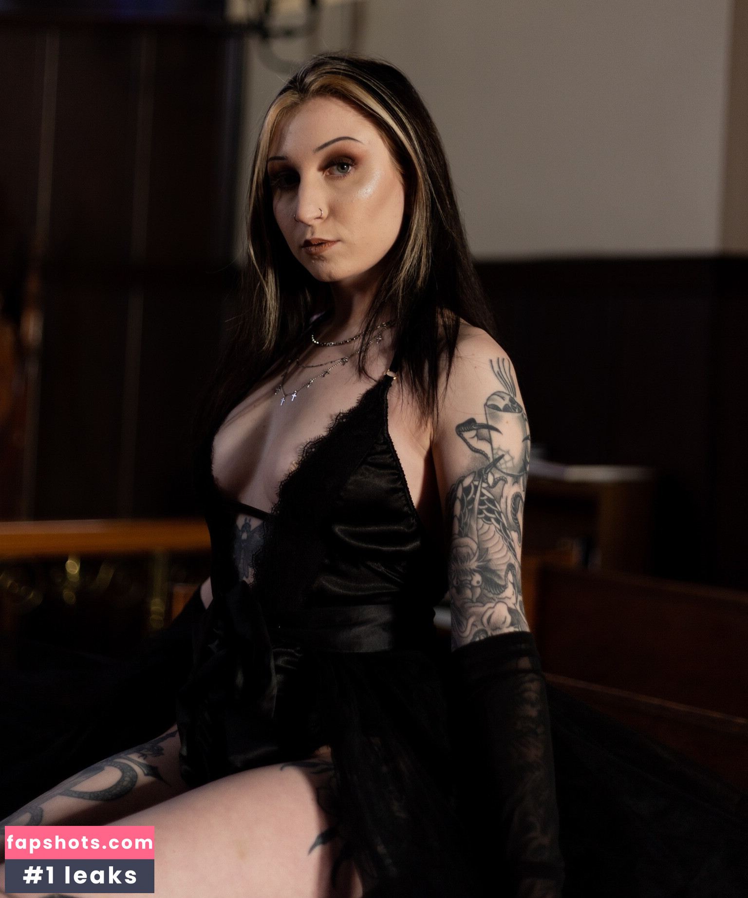 Morgan Adams gallery photo #153