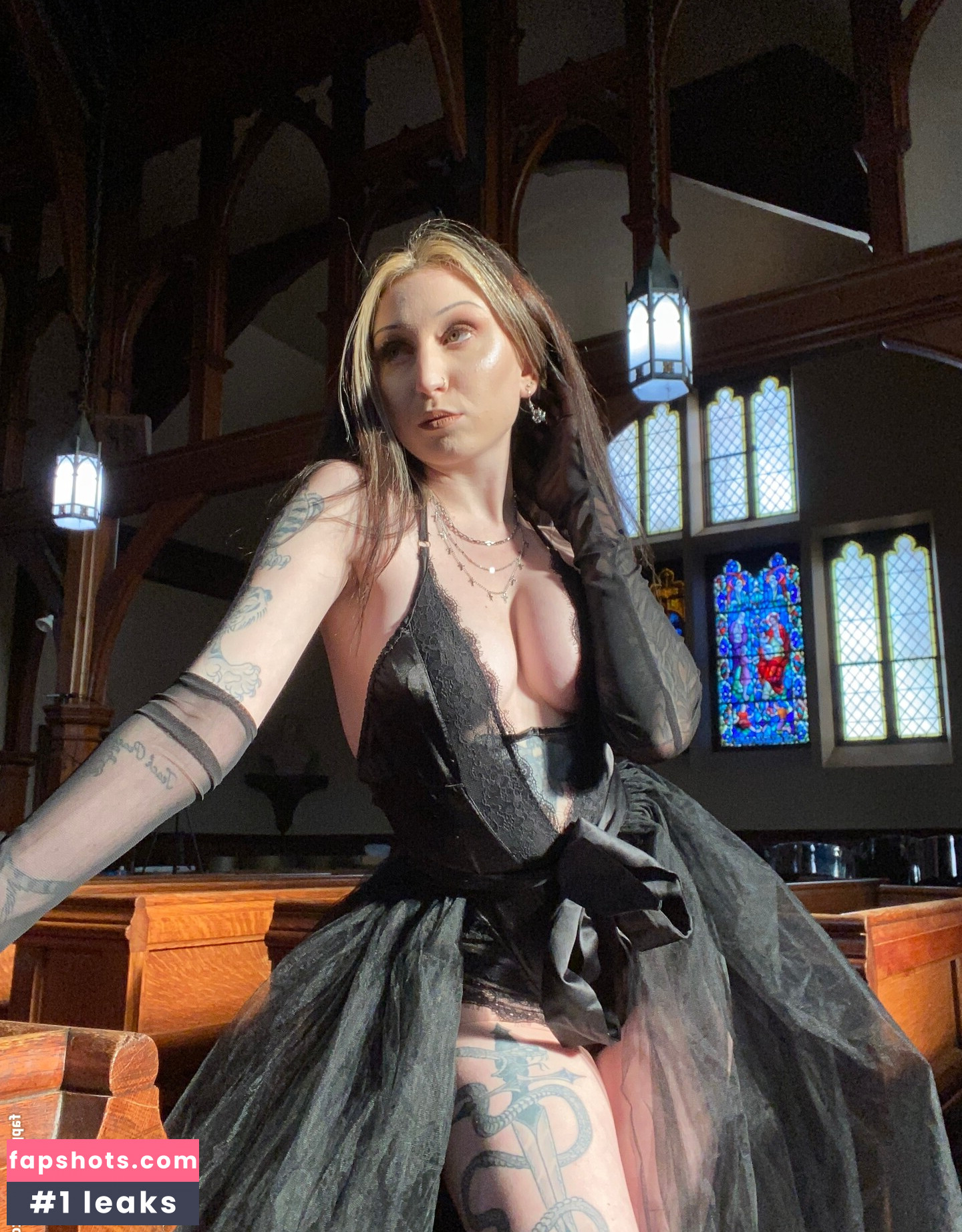 Morgan Adams gallery photo #163