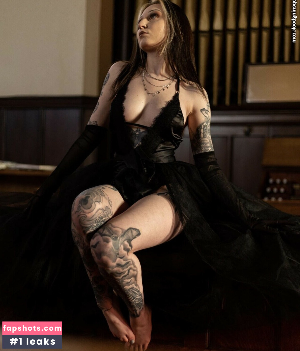 Morgan Adams gallery photo #183