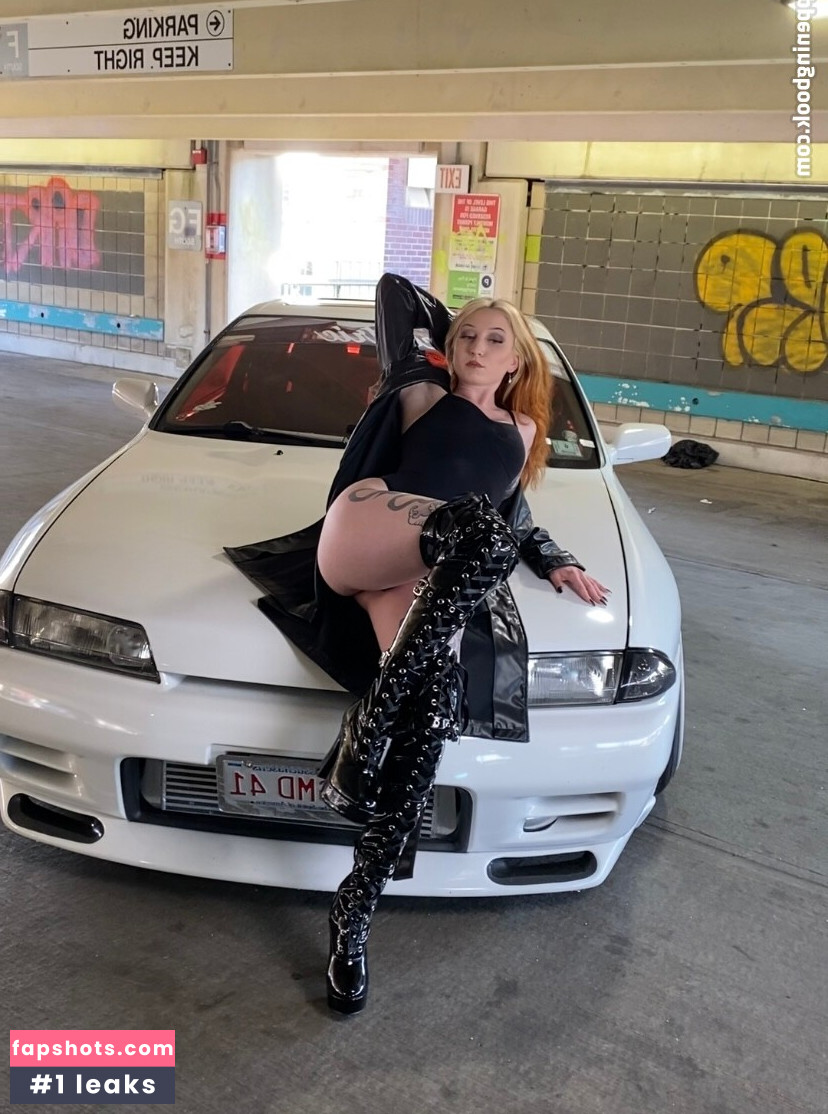 Morgan Adams gallery photo #50