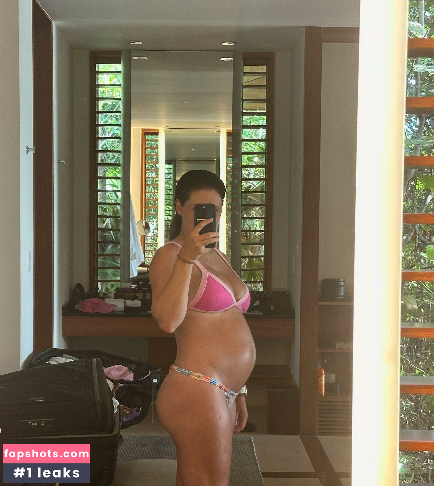 Morgan Reid gallery photo #8