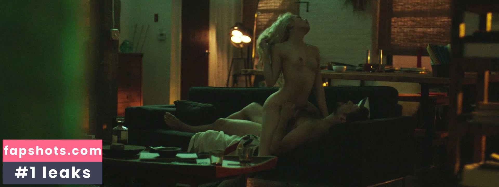 Morgan Saylor gallery photo #25