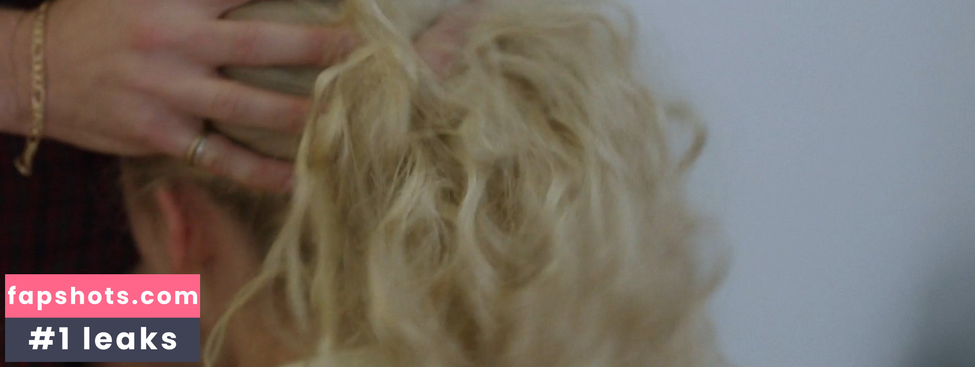 Morgan Saylor gallery photo #8