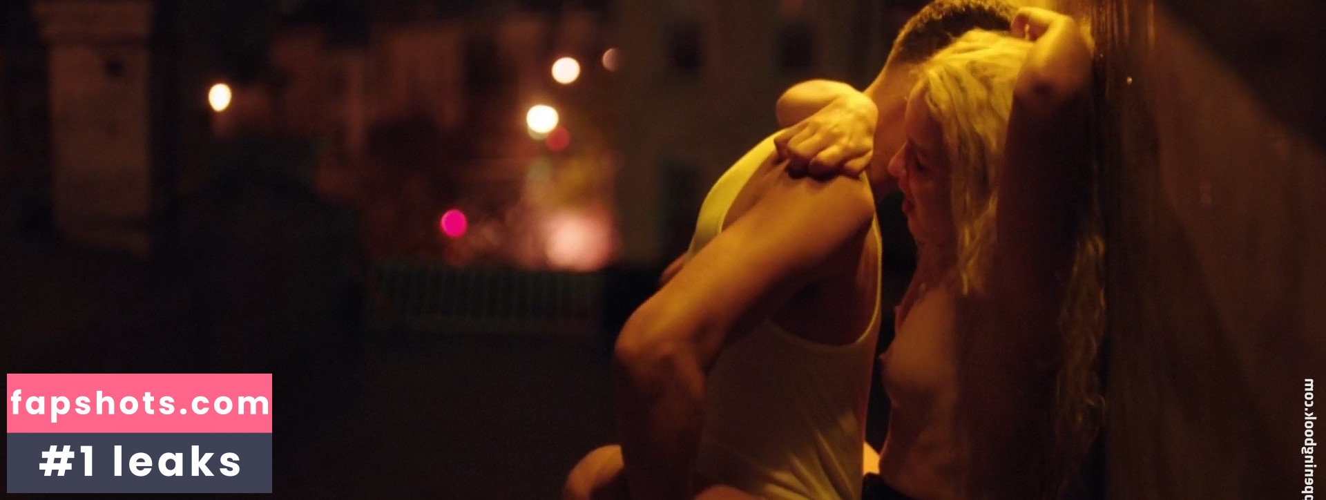 Morgan Saylor gallery photo #10