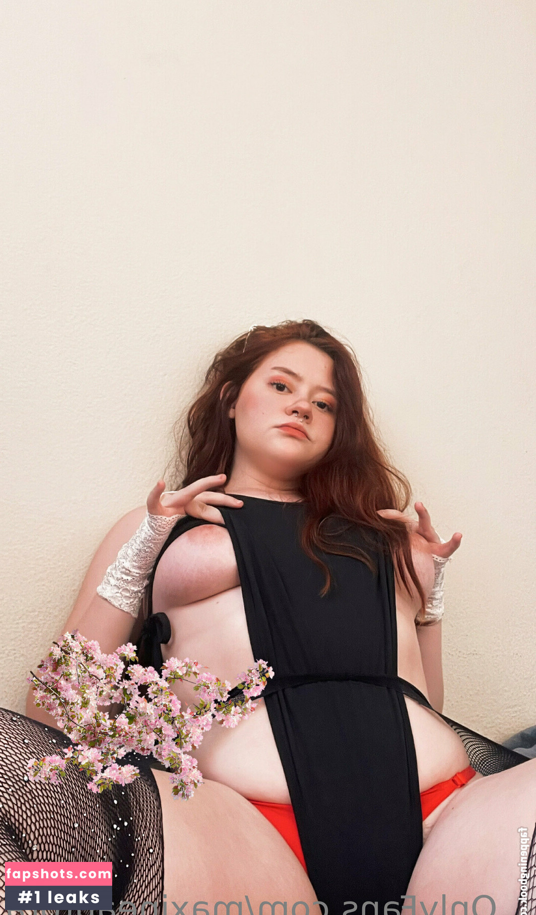 Morgana Aurora gallery photo #34