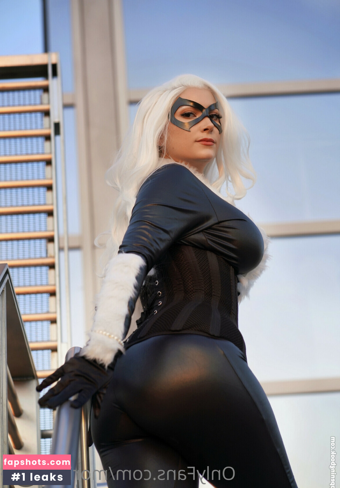 Moriah Lynne gallery photo #8