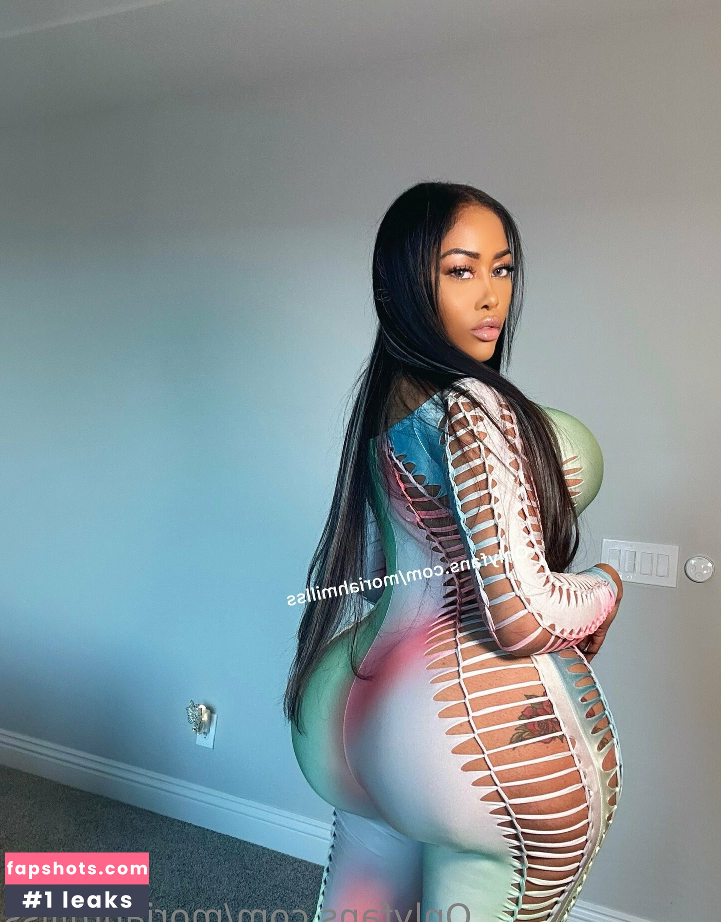 moriahmillss gallery photo #9