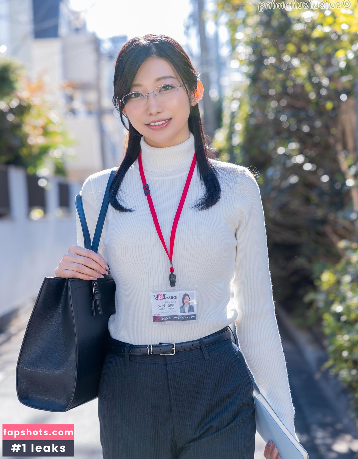 Moriya Yoshino gallery photo #6