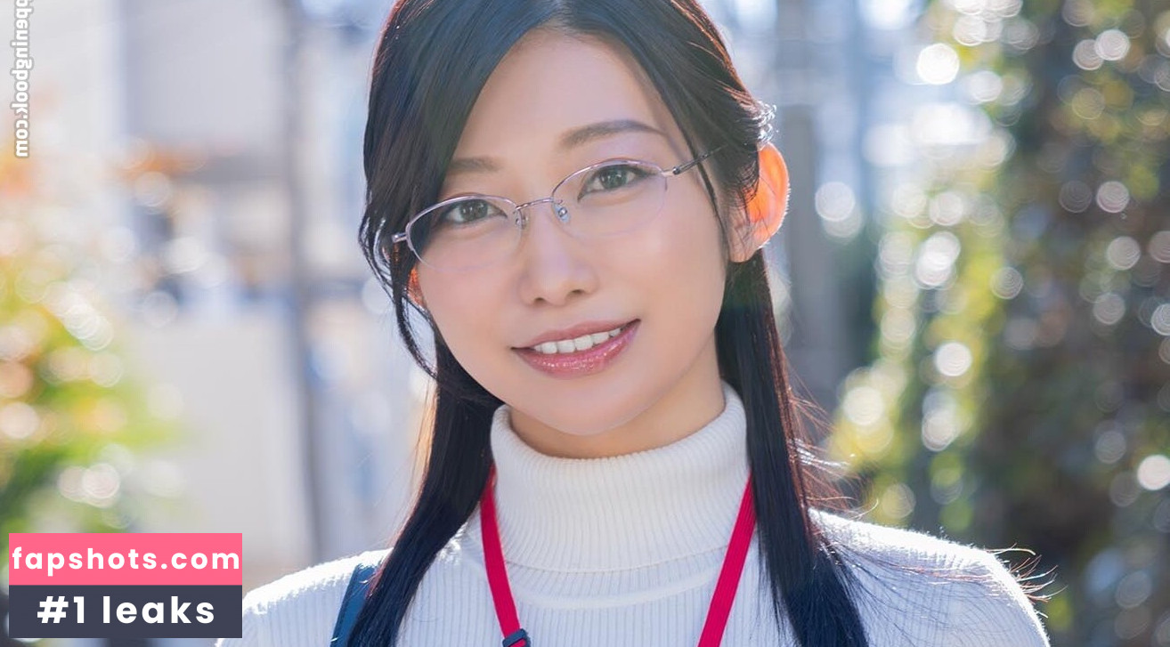 Moriya Yoshino gallery photo #7