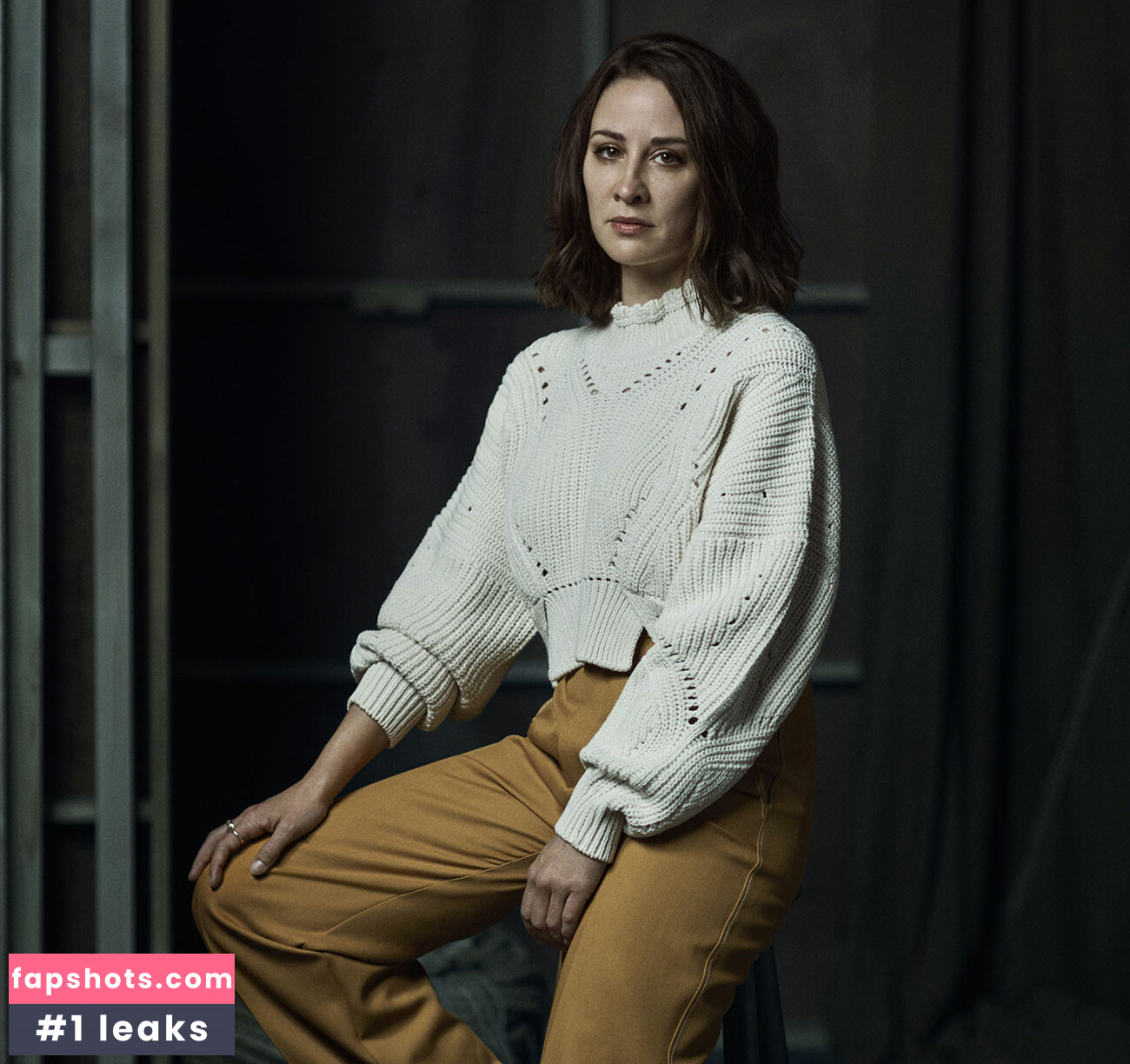 Morven Christie gallery photo #15