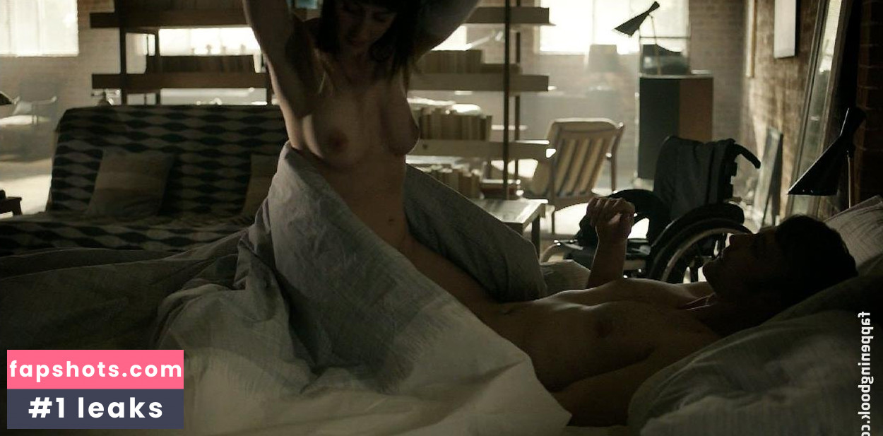 Morven Christie gallery photo #25