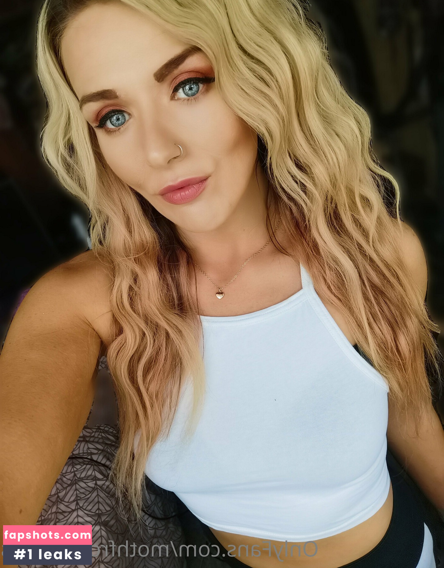 mothfromdaflats Nude Leaks OnlyFans Photos #4 - LeakJerk