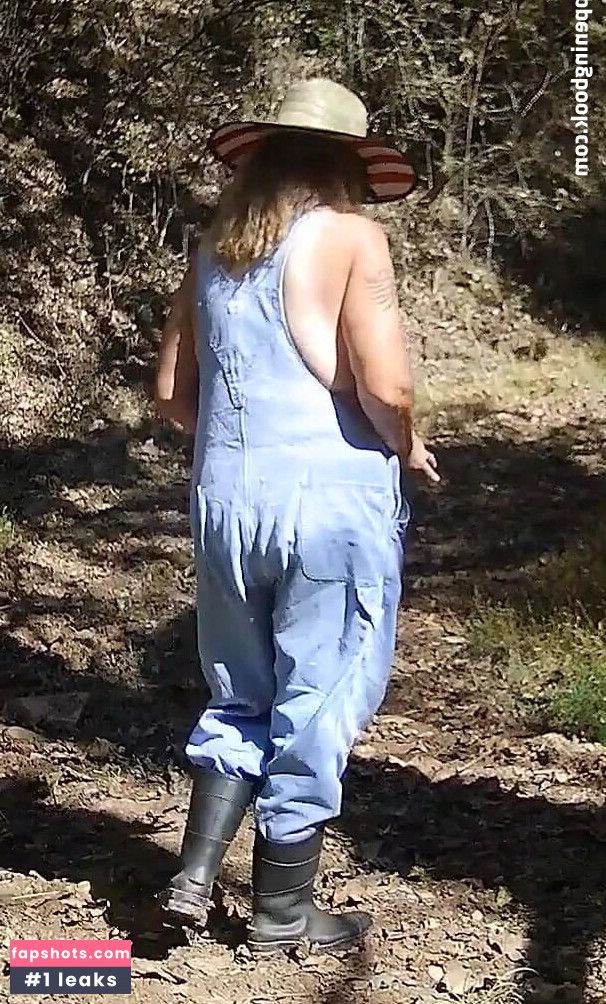 Mountainmama nude babe gallery