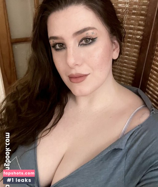 Moxy Mary gallery photo #20