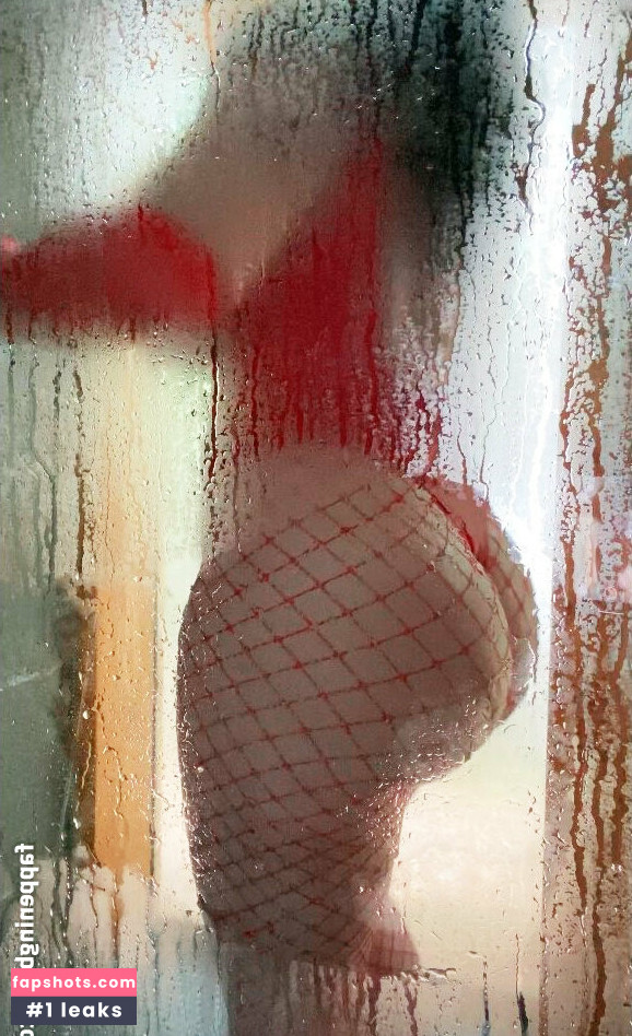 Moxy Mary gallery photo #35