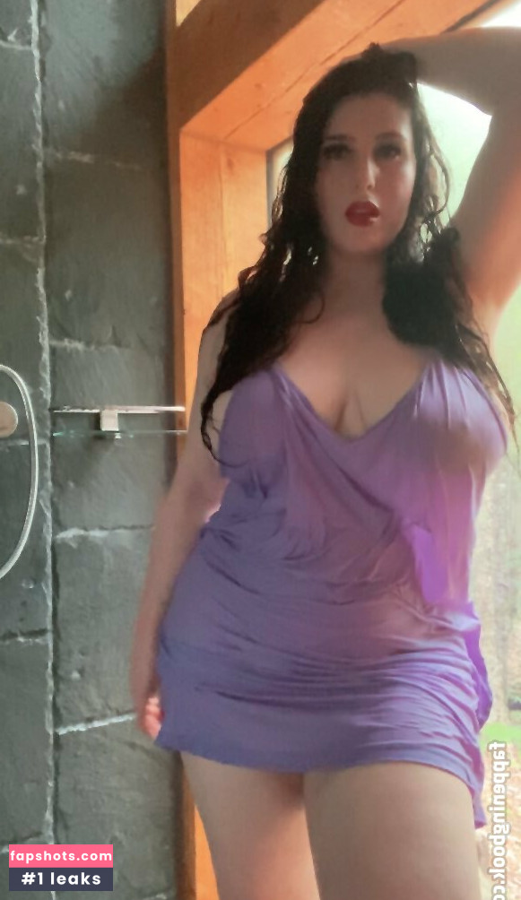 Moxy Mary gallery photo #37