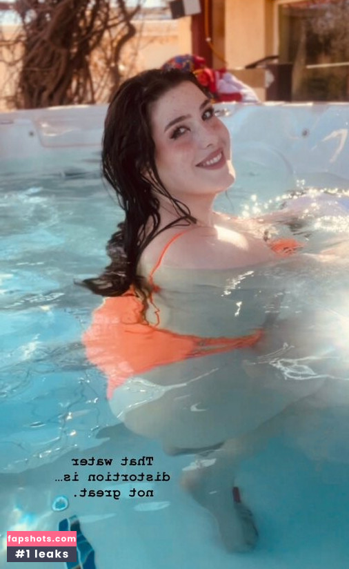 Moxy Mary gallery photo #74