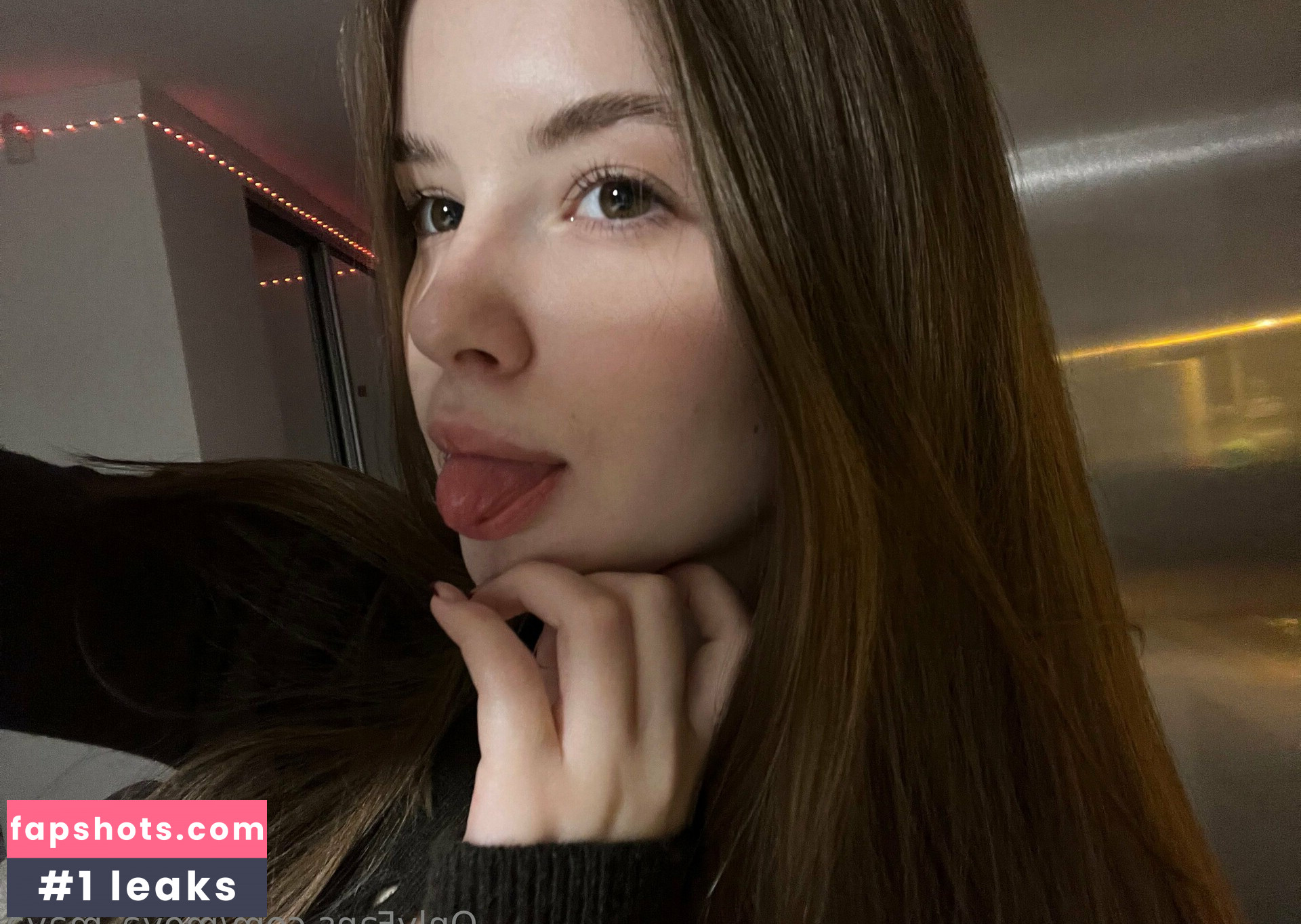 Moya_maya gallery photo #16