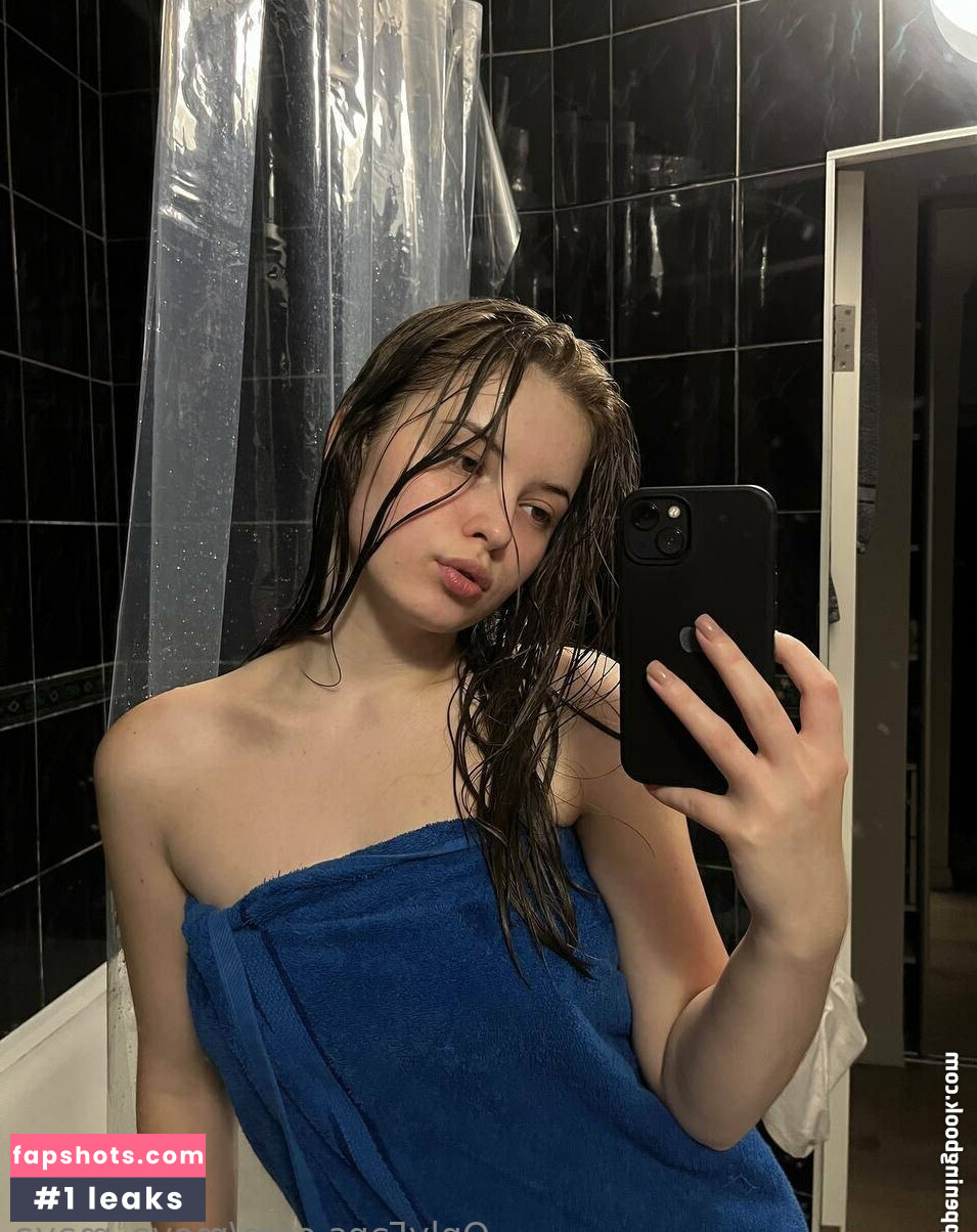 Moya_maya gallery photo #19