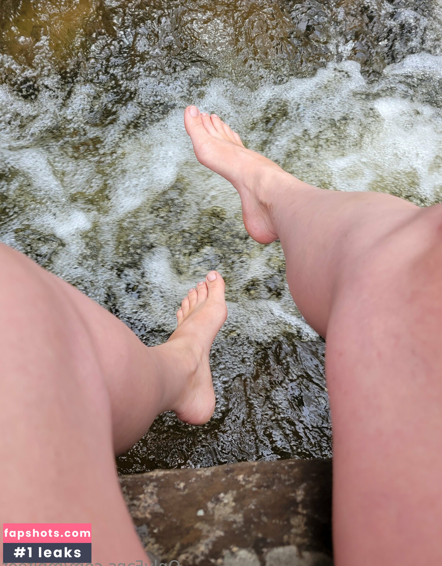 mplfeet gallery photo #11