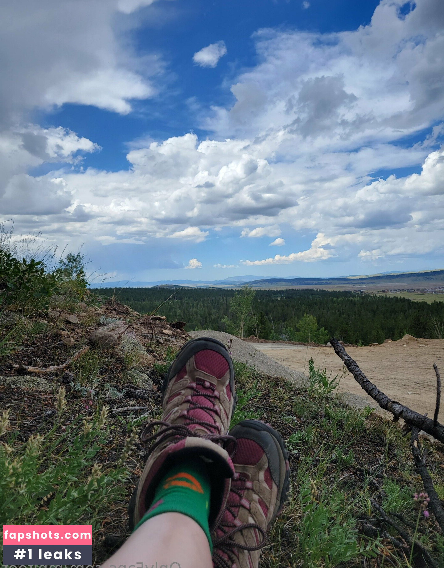 mplfeet gallery photo #12