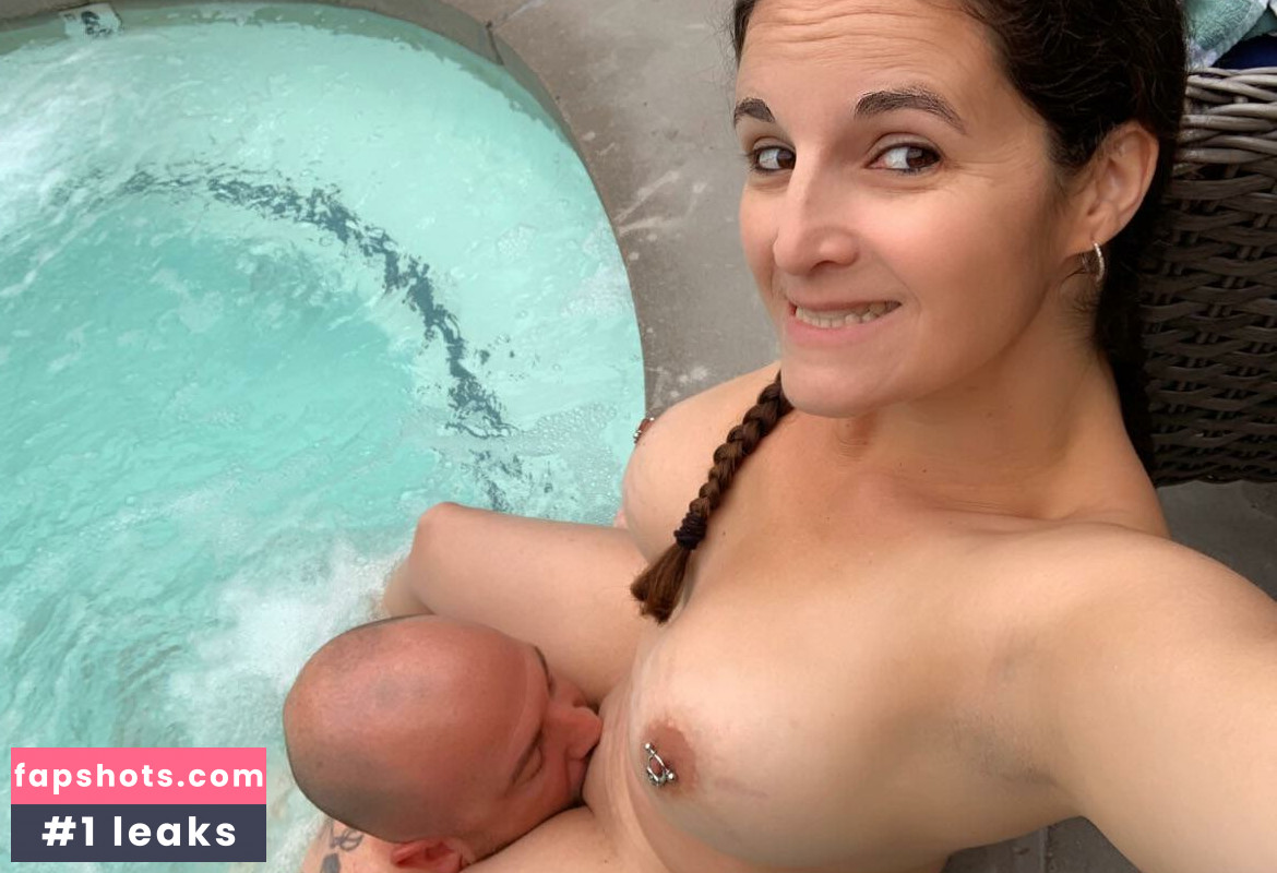 Mrs. Badass Nacktheit OnlyFans Fotos #10 - Fapshots