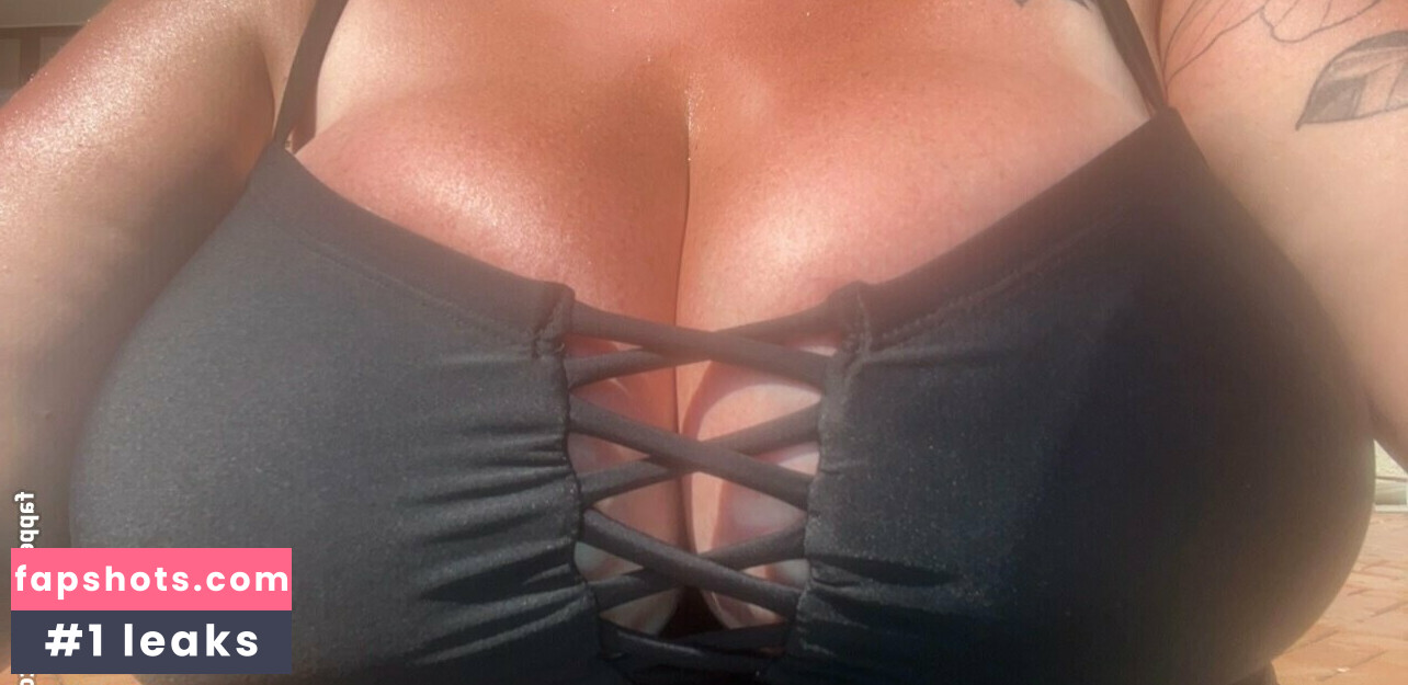 mrs_bra_buster gallery photo #8